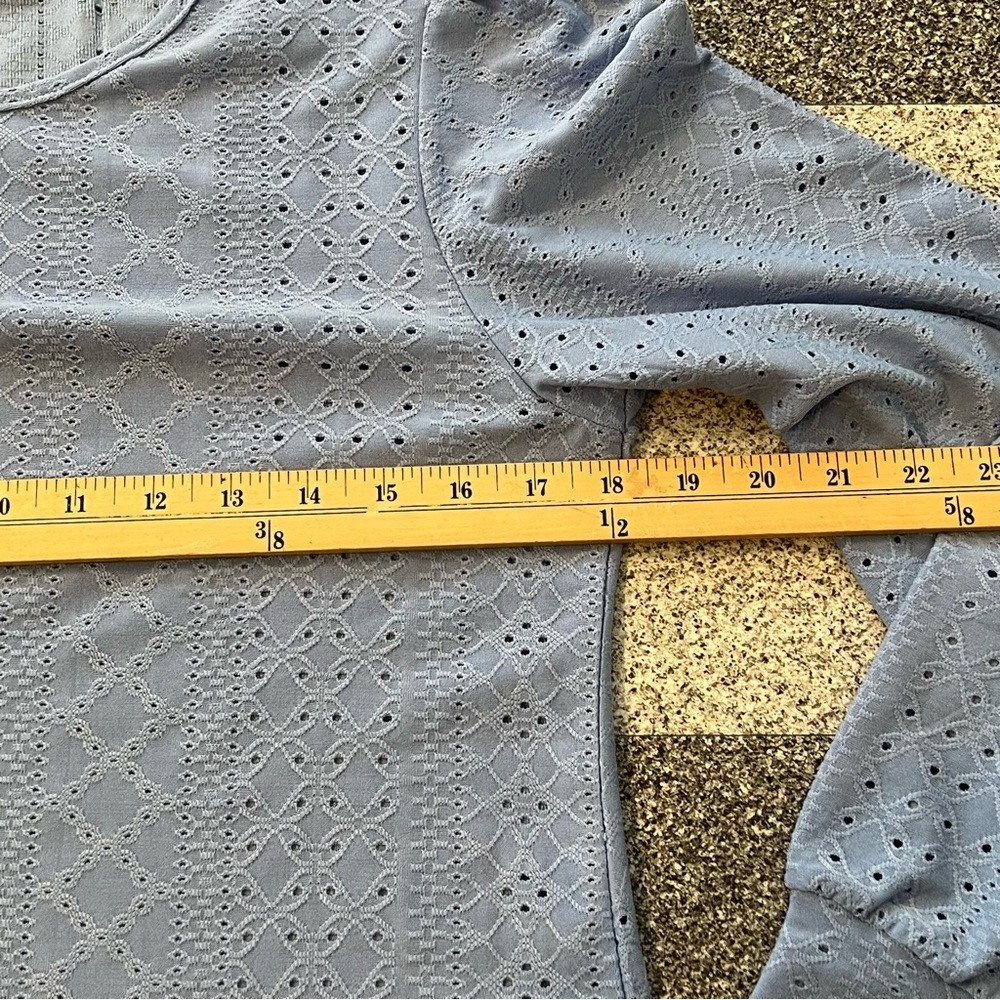 Zesica Light Blue Eyelet Long-Sleeve Blouse- M - Picture 9 of 12